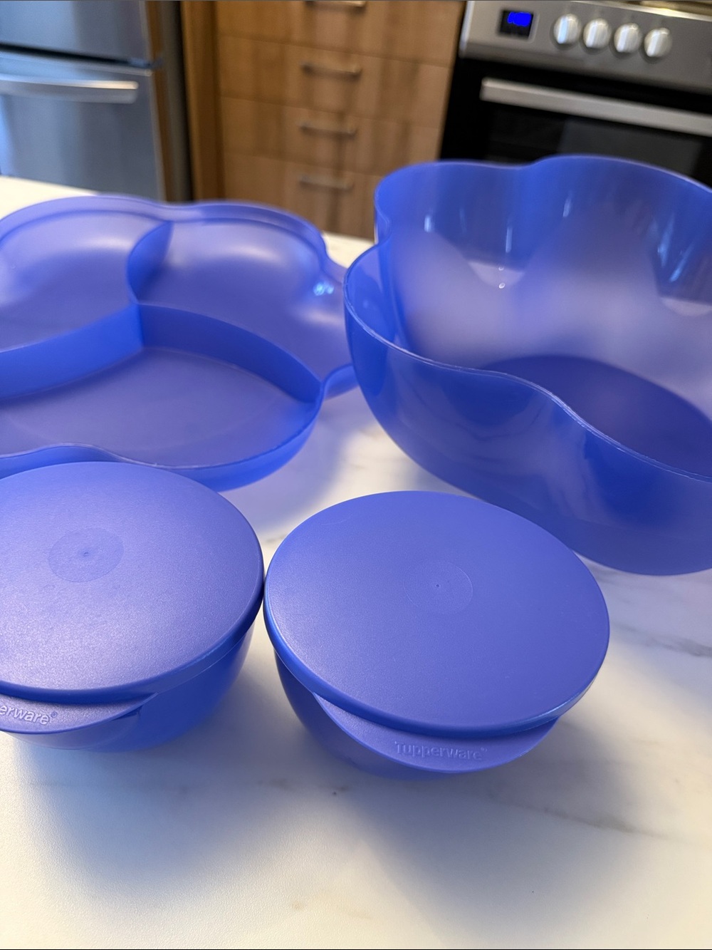 Tupperware Bright Blue Chip 'N Dip serving set